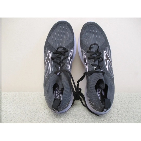 Brooks Shoes Womens 12 Levitate 5 Running Walking Trainer Comfort Gray Purple - Picture 7 of 14